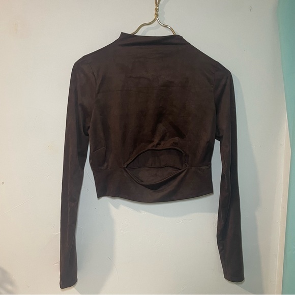 Turtle neck Brown crop top - Picture 1 of 4